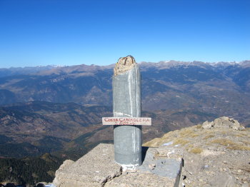 Vèrtex geodèsic al cim del Pic de la Costa Cabirolera