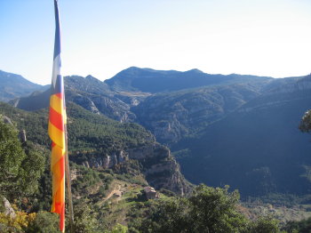 A sota la casa d'Orriols, on hem passat fa una estona