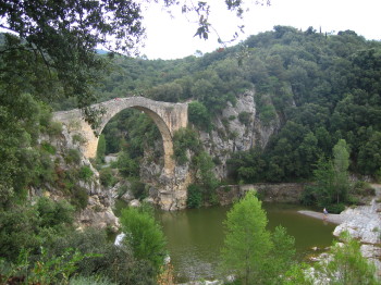 L'impressionant pont de Lierca