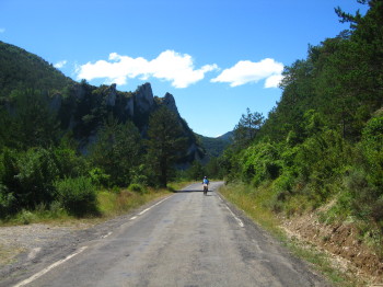 Carretera d'Aragüés a Echo