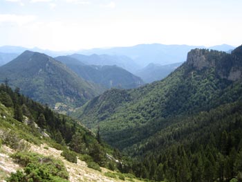 Vall de Gresolet vista des del Collell. Al fons al Santuari.