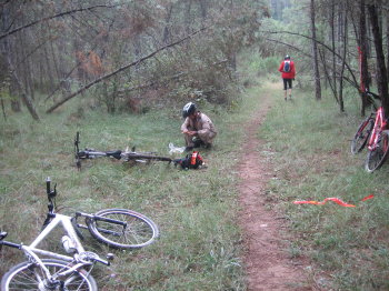 L'equip buscant bolets